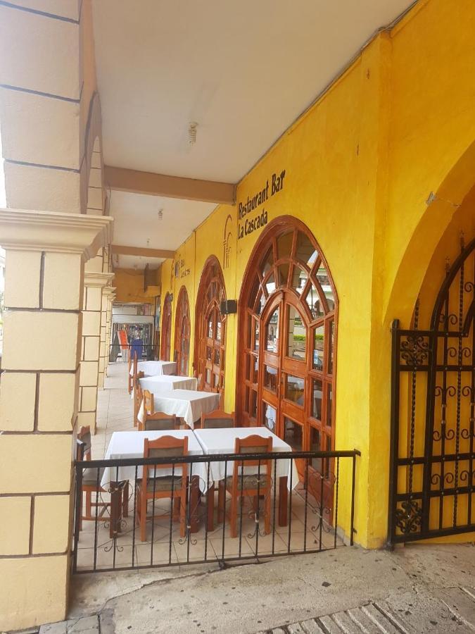 Hotel Arcos Del Parque Acayucan Exterior foto